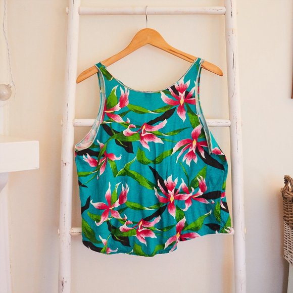 O'Neill Blue Green Tropical Floral Cropped Tank - Picture 2 of 2